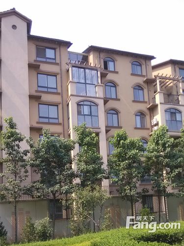 许昌别墅小区排名?建业苑停车场怎么收费-图1 许昌别墅小区排名?建业苑停车场怎么收费-图1
