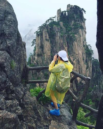 从山脚爬上黄山要多长时间？黄山脚下私家车收费