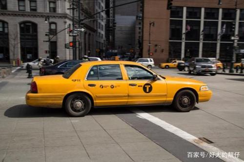 请问美国的出租车,车牌与私家车有什么不同?纽约的士收费-图3 请问美国的出租车,车牌与私家车有什么不同?纽约的士收费-图3
