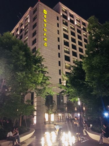 杭州有几家香格里拉酒店?杭州香格里拉酒店停车场收费-图2 杭州有几家香格里拉酒店?杭州香格里拉酒店停车场收费-图2