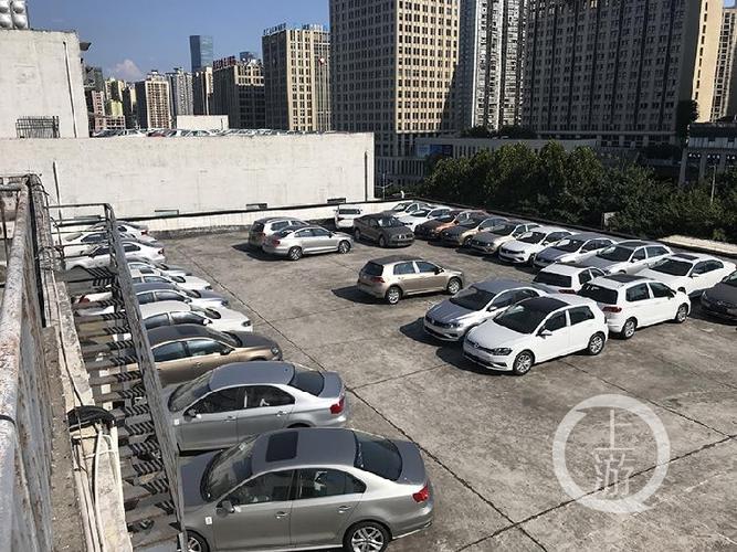 哪些轿车底盘高?新天宇广场停车收费-图2 哪些轿车底盘高?新天宇广场停车收费-图2