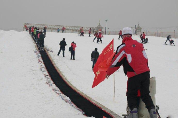 东营哪里最好玩？龙居滑雪场收费-图2