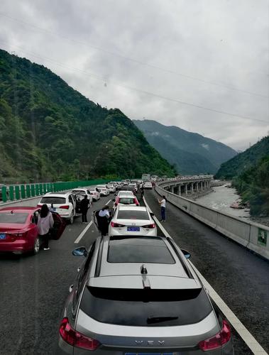 成都至康定过路费共多少?天全到雅安高速收费是多少-图2 成都至康定过路费共多少?天全到雅安高速收费是多少-图2
