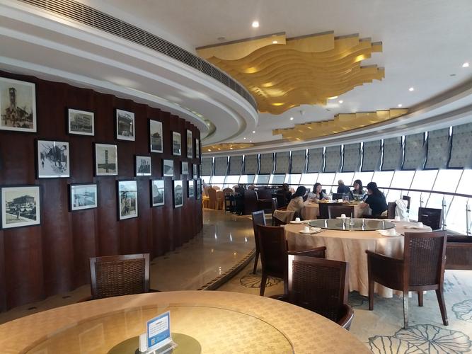 嘉兴戴梦得旋转餐厅要预订吗?嘉兴戴梦得酒店停车场收费标准-图2 嘉兴戴梦得旋转餐厅要预订吗?嘉兴戴梦得酒店停车场收费标准-图2