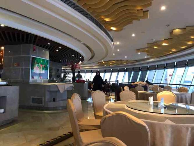 嘉兴戴梦得旋转餐厅要预订吗?嘉兴戴梦得酒店停车场收费标准-图3 嘉兴戴梦得旋转餐厅要预订吗?嘉兴戴梦得酒店停车场收费标准-图3