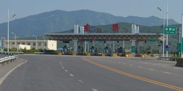 丰华双语高中部几个校区?阳泉东收费站到李家庄新村-图3 丰华双语高中部几个校区?阳泉东收费站到李家庄新村-图3