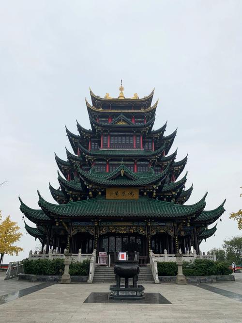 鸿恩寺图书馆可以停车吗？鸿恩寺停车场收费