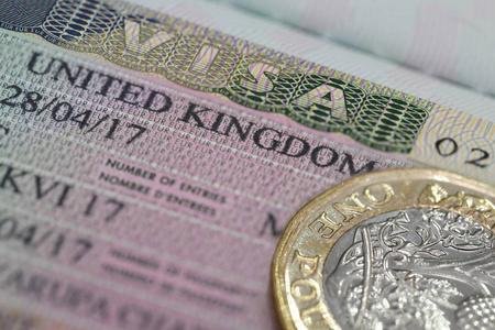 英国入境携带英镑数量限制是多少？英国两年签证随行婴儿收费吗