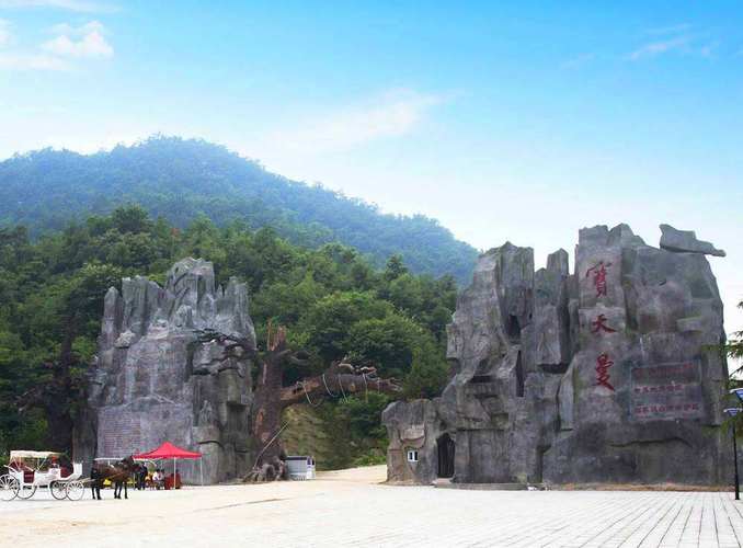 南召宝天曼春节免门票吗？内乡宝天曼从哪里进不收费