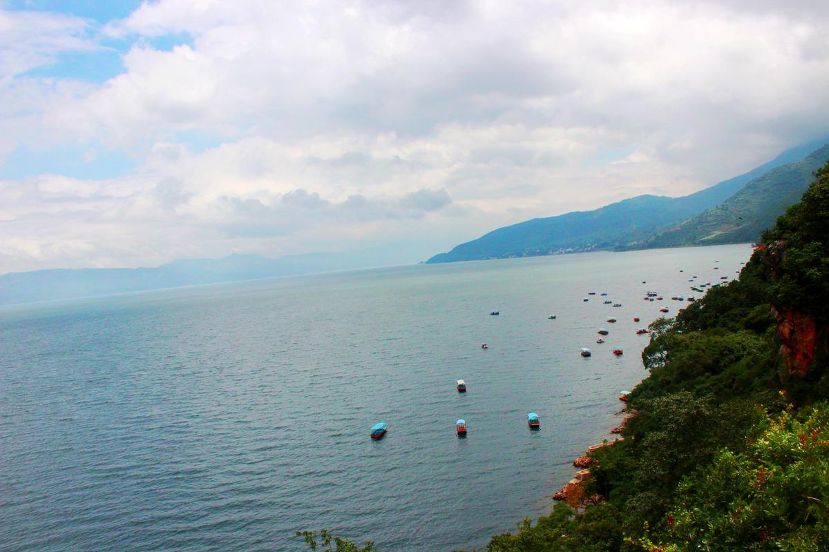 抚仙湖附近有那些旅游点？禄充景区划船收费
