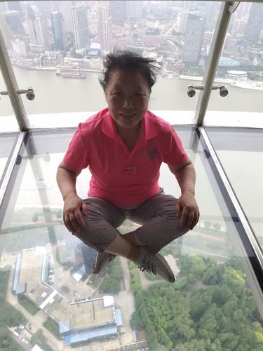 东方明珠玻璃栈道什么材质?上海明珠栈道要额外收费吗-图2 东方明珠玻璃栈道什么材质?上海明珠栈道要额外收费吗-图2