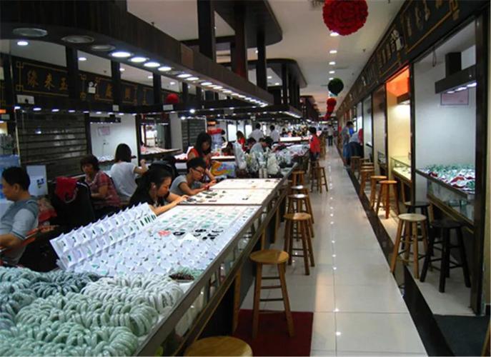 平洲玉器街买玉攻略?平洲玉器街停车场如何收费-图3 平洲玉器街买玉攻略?平洲玉器街停车场如何收费-图3