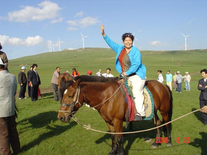 乌兰察布骑马最便宜的地方?内蒙古草原骑马收费-图2 乌兰察布骑马最便宜的地方?内蒙古草原骑马收费-图2