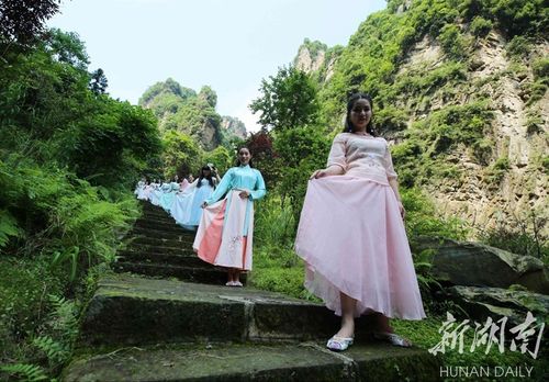 五一去哪玩最好？张家界汉服体验店怎么收费