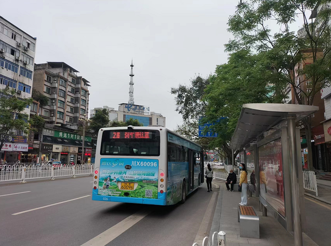广安公交车中午休息吗?广安公交收费-图1 广安公交车中午休息吗?广安公交收费-图1