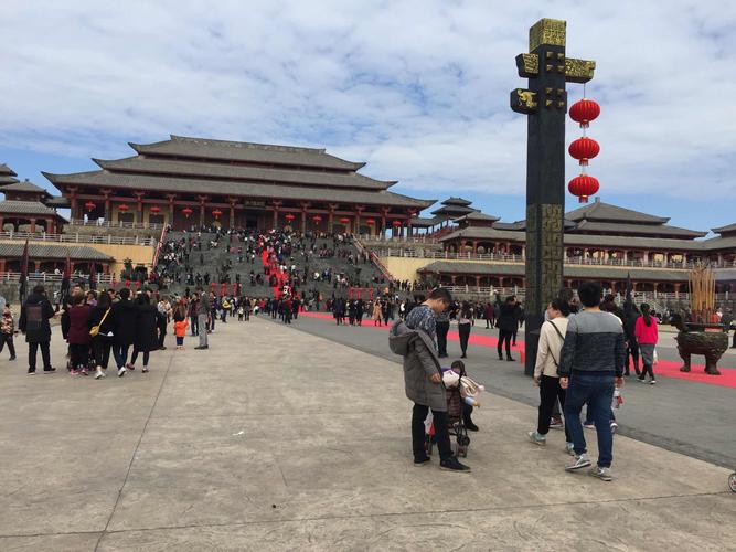 景区附近有停车场吗要收费吗横店影视?横店景区内停车收费吗-图2 景区附近有停车场吗要收费吗横店影视?横店景区内停车收费吗-图2