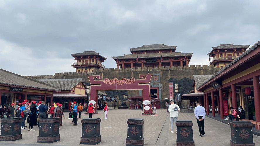 景区附近有停车场吗要收费吗横店影视?横店景区内停车收费吗-图3 景区附近有停车场吗要收费吗横店影视?横店景区内停车收费吗-图3