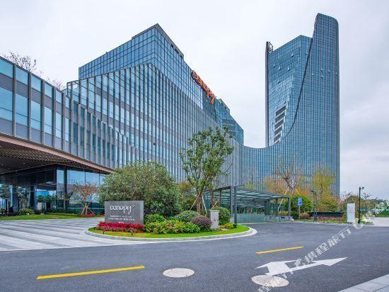 杭州金沙湖附近有没有免费停车场？广州东风中路希尔顿停车收费