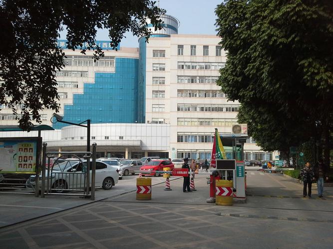 广西医科大一附院哪里停车便宜?江北区哪个停车库暂时不收费-图2 广西医科大一附院哪里停车便宜?江北区哪个停车库暂时不收费-图2
