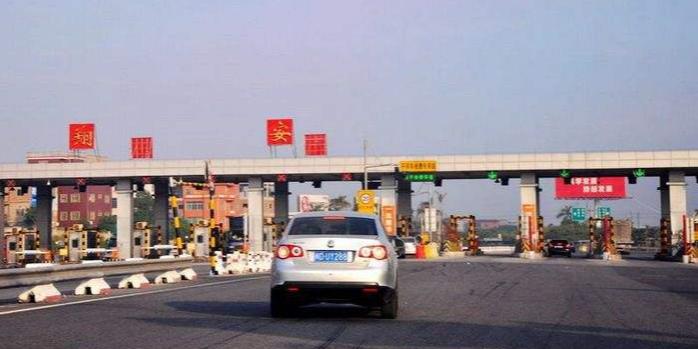 长治到德州过路费多钱？厦门景州到收费站有没有拆除