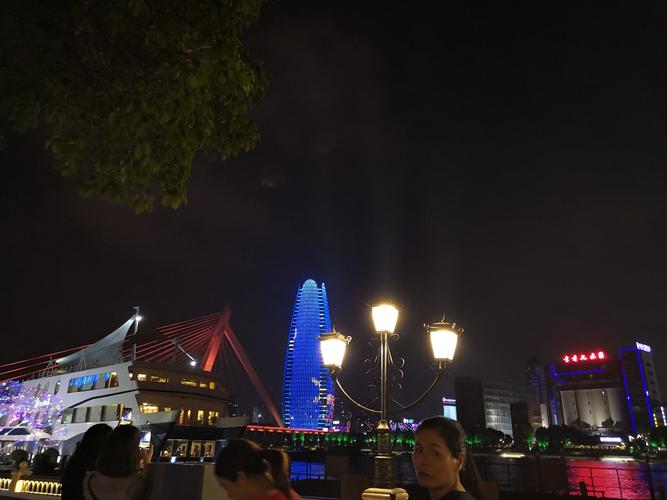 宁波外滩夜景最佳观赏点?宁波书城 停车收费-图3 宁波外滩夜景最佳观赏点?宁波书城 停车收费-图3
