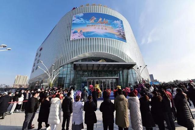 济宁爱琴海购物广场什么时候开业？济宁万达影城1米3以下还收费吗