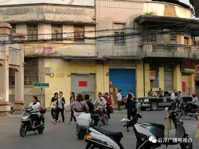 云浮市区有哪些书店?云浮移动大众卡如何收费-图3 云浮市区有哪些书店?云浮移动大众卡如何收费-图3