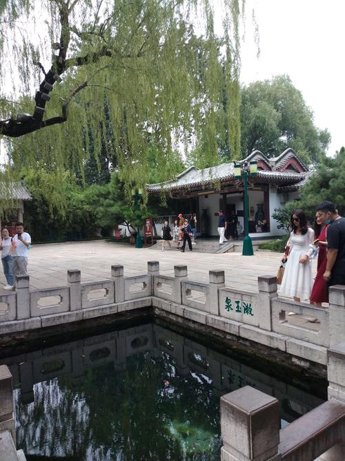 请问济南大明湖和趵突泉要门票吗?春节大明湖收费吗-图3 请问济南大明湖和趵突泉要门票吗?春节大明湖收费吗-图3