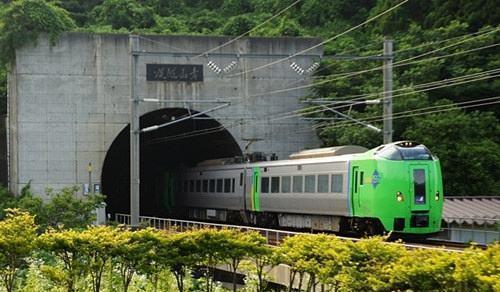 世界十大高速公路最长隧道？北海道 shuttle bus 收费-图3