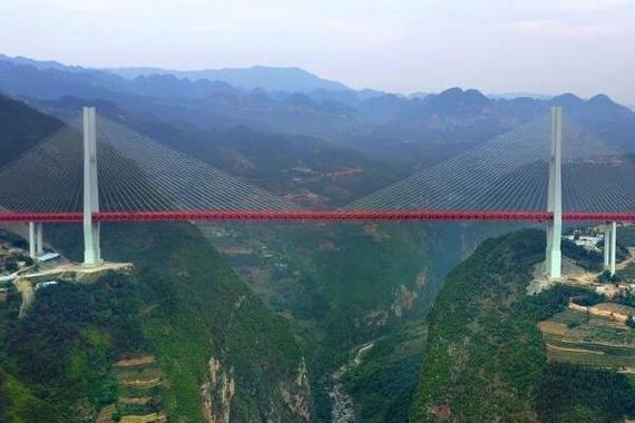 北盘江特大桥旅游攻略？?韬?东特大桥收费吗