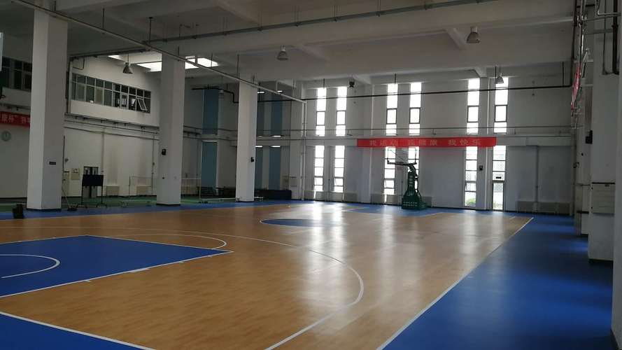 室内篮球场怎么收费?室内足球场收费标准-图2 室内篮球场怎么收费?室内足球场收费标准-图2