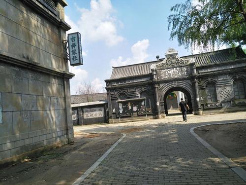 沈阳棋盘山开车进山收门票吗?用棋盘山影视城拍摄的话怎样收费-图3 沈阳棋盘山开车进山收门票吗?用棋盘山影视城拍摄的话怎样收费-图3