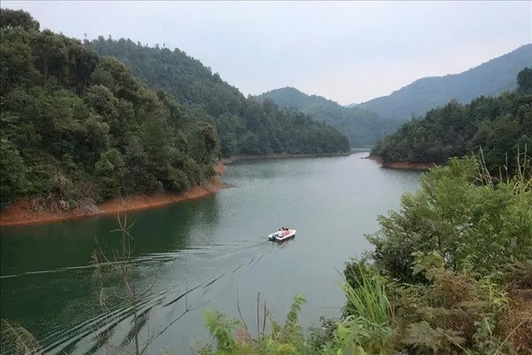 长沙泉水冲免费钓鱼水库?长沙水库钓鱼不收费-图3 长沙泉水冲免费钓鱼水库?长沙水库钓鱼不收费-图3