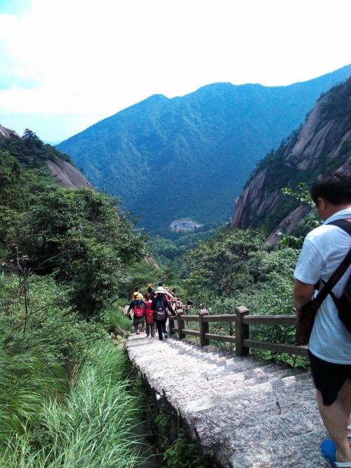 黄山市到黄山景区有多远?屯溪出租车收费标准-图3 黄山市到黄山景区有多远?屯溪出租车收费标准-图3