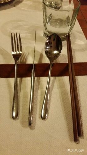 北京西餐厅不能用刀么？北京餐具收费
