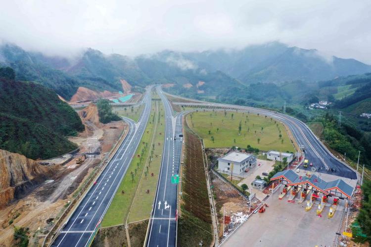 桂河高速有几个隧道?从临桂到河池高速的收费站-图3 桂河高速有几个隧道?从临桂到河池高速的收费站-图3