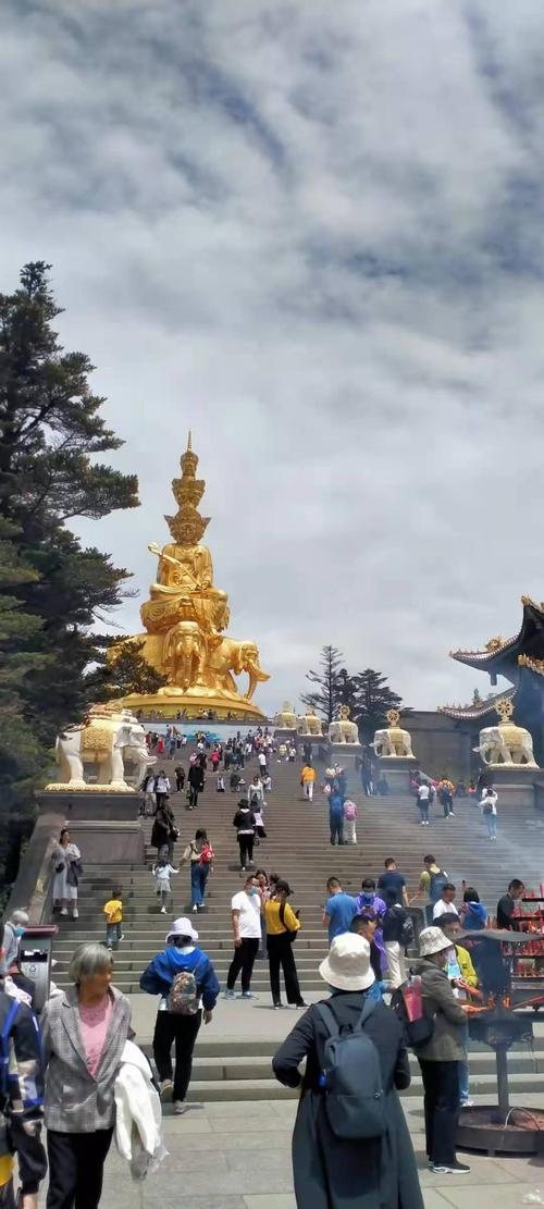 峨眉最佳参观时间?峨眉山烧香收费-图2 峨眉最佳参观时间?峨眉山烧香收费-图2