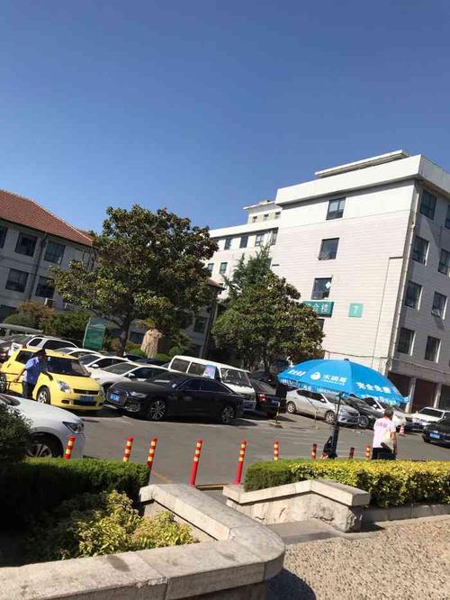 齐鲁医院好停车吗?济南齐鲁医院看病乱收费-图2 齐鲁医院好停车吗?济南齐鲁医院看病乱收费-图2