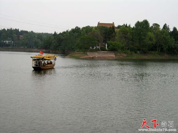 蓬溪旅游景点及路线？蓬溪 赤城湖水库 钓鱼收费情况
