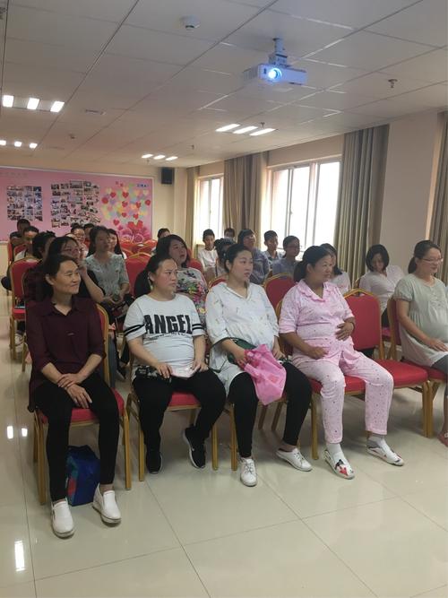 天津东丽医院生小孩顺产需要多少钱?天津 孕妇学校 收费-图2 天津东丽医院生小孩顺产需要多少钱?天津 孕妇学校 收费-图2