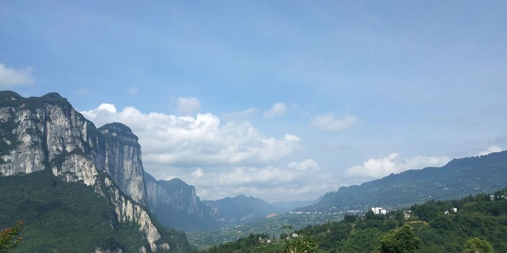 恩施旅游680元跟团靠谱吗?恩施电视台有线电视收费处-图3 恩施旅游680元跟团靠谱吗?恩施电视台有线电视收费处-图3