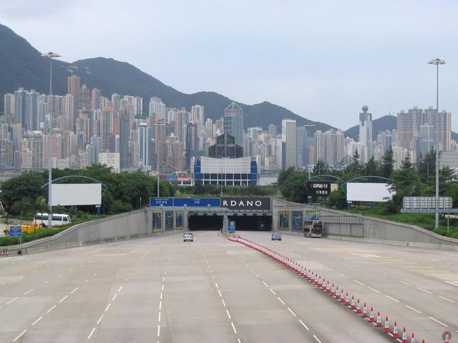 红磡海底隧道收费标准?海底隧道收费广场-图2 红磡海底隧道收费标准?海底隧道收费广场-图2