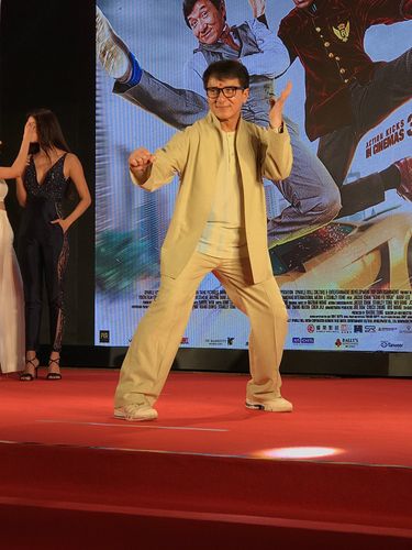 成龙是哪儿的人啊?临淄瑜伽收费-图2 成龙是哪儿的人啊?临淄瑜伽收费-图2