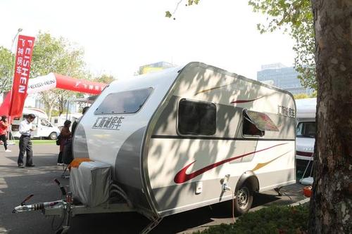 拖挂房车在高速限速多少?拖挂房车上高速不收费-图2 拖挂房车在高速限速多少?拖挂房车上高速不收费-图2