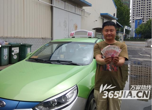 合肥出租车每公里3.6元合理吗?合肥出租车收费-图2 合肥出租车每公里3.6元合理吗?合肥出租车收费-图2