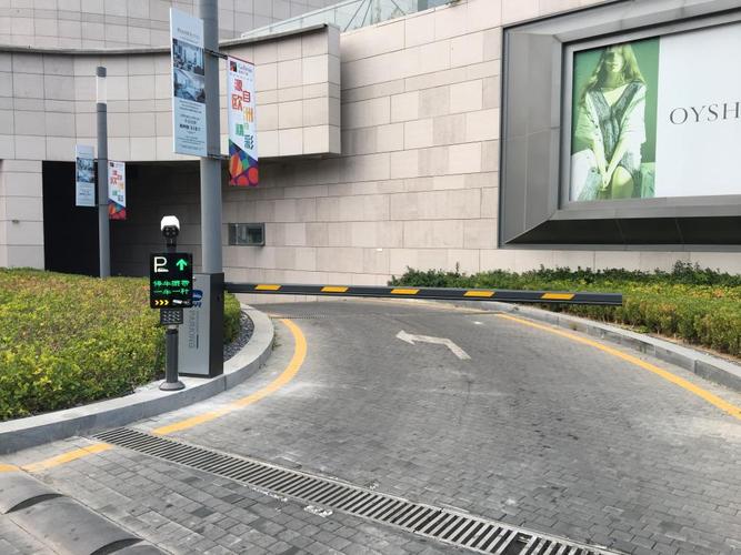 大连哪家商场可以免费停车？凯丹广场停车收费吗