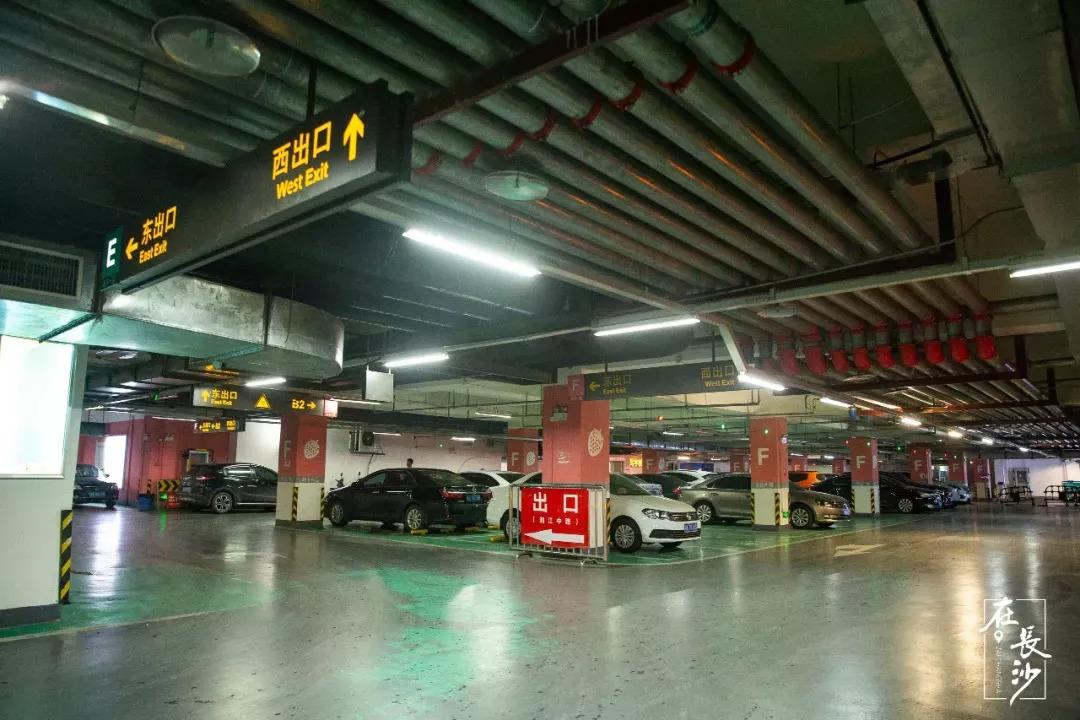 大连哪家商场可以免费停车?凯丹广场停车收费吗-图2 大连哪家商场可以免费停车?凯丹广场停车收费吗-图2