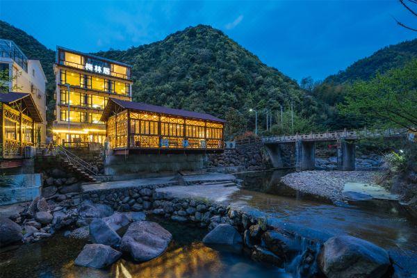 浙江省的哪些城市繁荣，旅游景点多，热闹？桐庐秘境民宿怎么收费