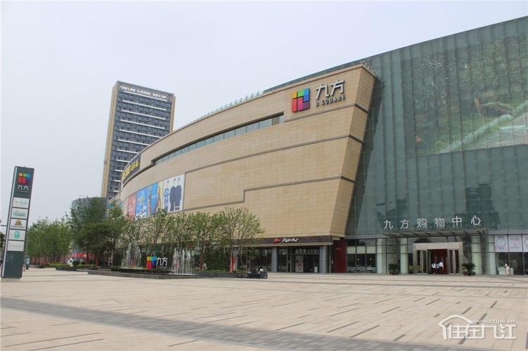 从江西九冮南山公园到九方购物中心怎么走？九江九方地下停车收费