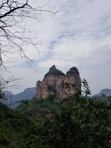 丹霞山茶壶峰如何去?仁化巴寨要收费吗-图2 丹霞山茶壶峰如何去?仁化巴寨要收费吗-图2